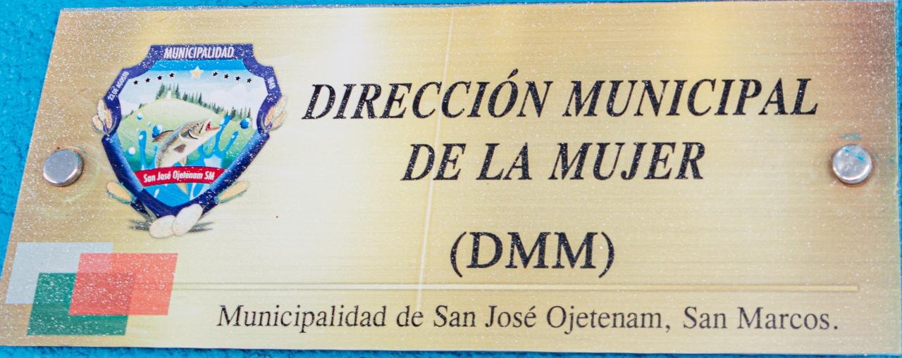 DMM